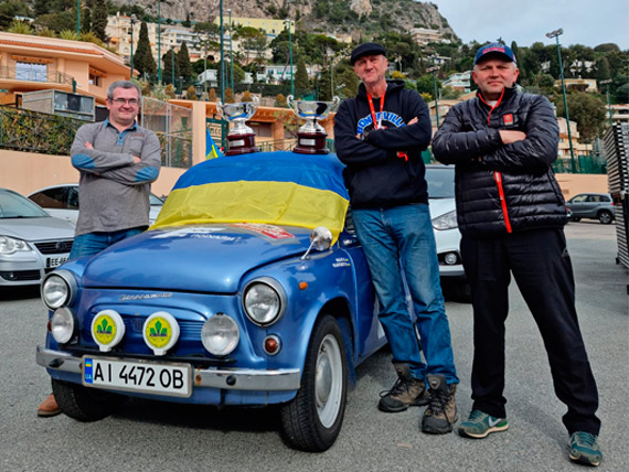 Команда КМАМК на автомобілі українського виробництва ЗАЗ – 965 фінішувала у найпрестижнішому змаганні ретро-автомобілів — Rallye Monte-Carlo Classique. За результатами змагання команда КМАМК отримала особливу відзнаку від Автомобільного клубу Монако.