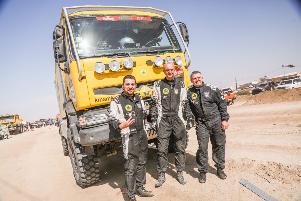 Команда КМАМК на Dakar 2022