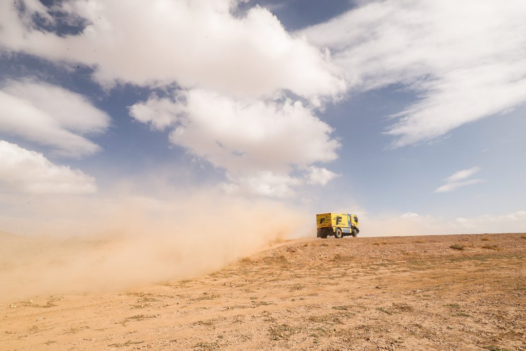 Команда КМАМК на Dakar 2022