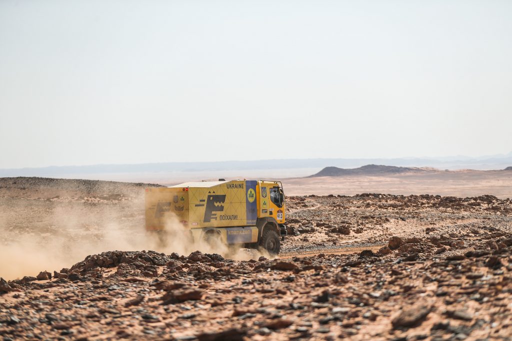 Команда КМАМК на Dakar 2022