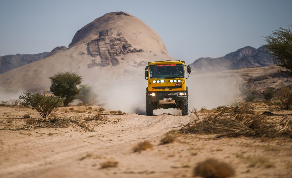 Команда КМАМК на Dakar 2022