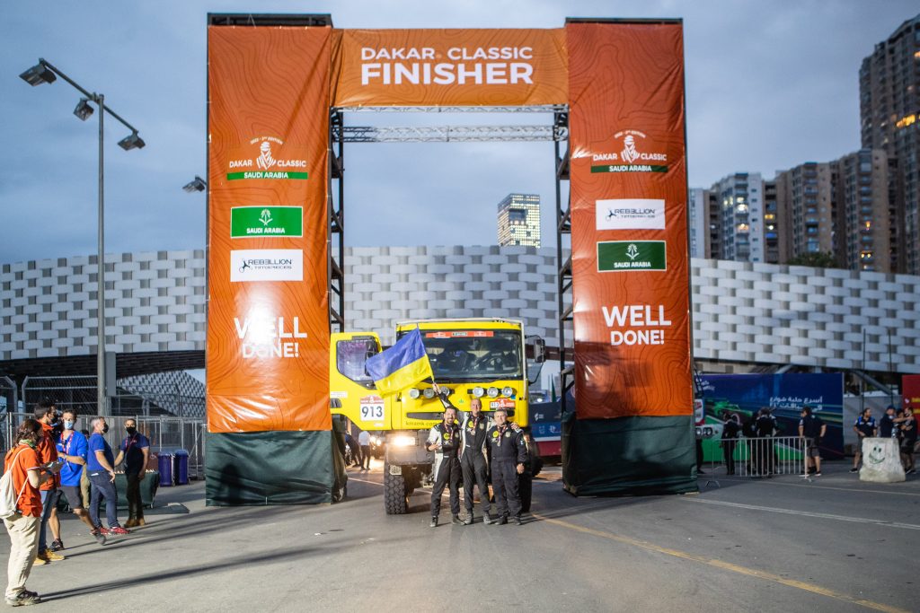 Команда КМАМК на Dakar 2022