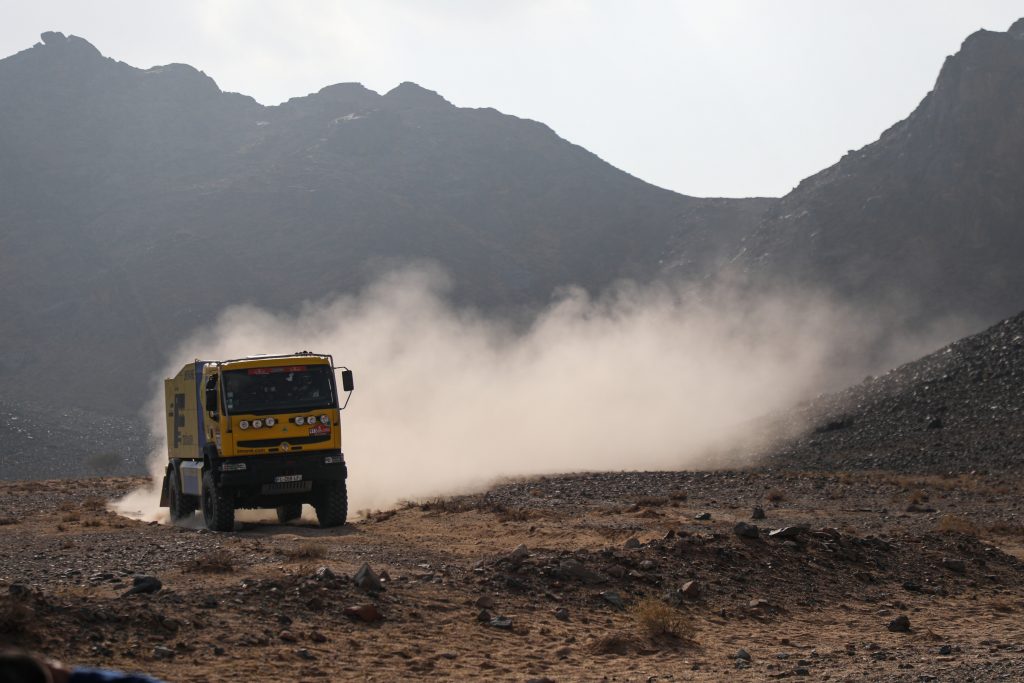 Команда КМАМК на Dakar 2022