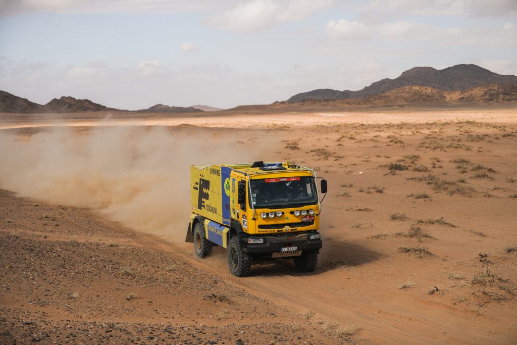 Команда КМАМК на Dakar 2022