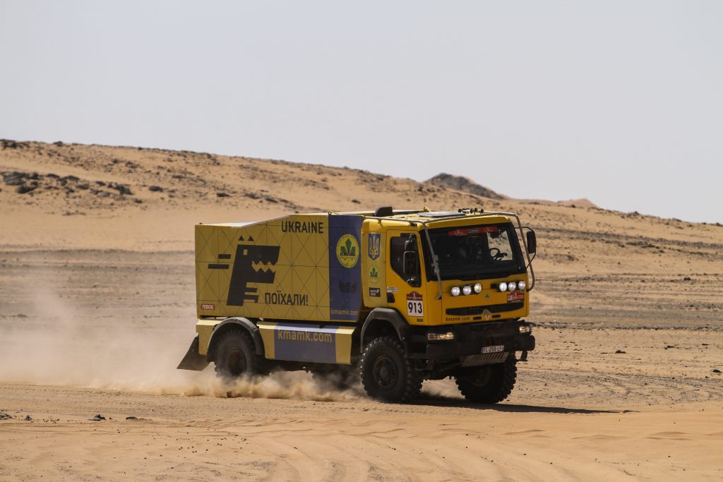 Команда КМАМК на Dakar 2022