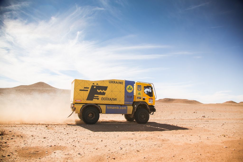 Команда КМАМК на Dakar 2022