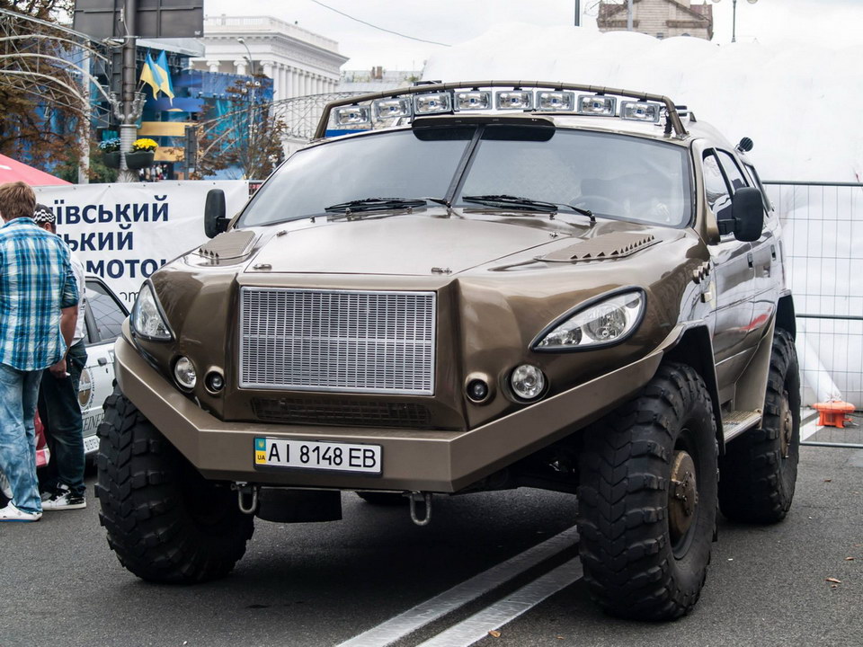 Автоспортивне свято у Києві на День Незалежності 24 серпня 2013 року - КМАМК